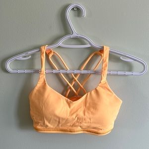 Lululemon Free To Be Bra (H2O) in Yellow Size 2